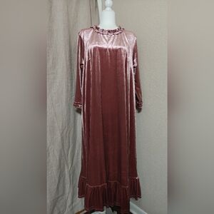 Dainty Jewells Blush Velvet Long Sleeve Dress